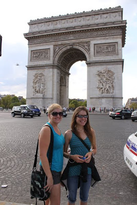 Nikole and Linzy under the Arc